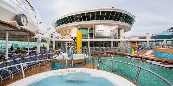 Pool Deck Royal Caribbean Adventure of the Seas